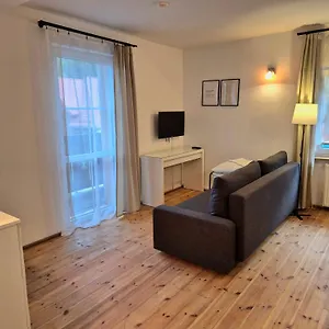 https://willa-roza-wiatrow.karpacz-hotel.com